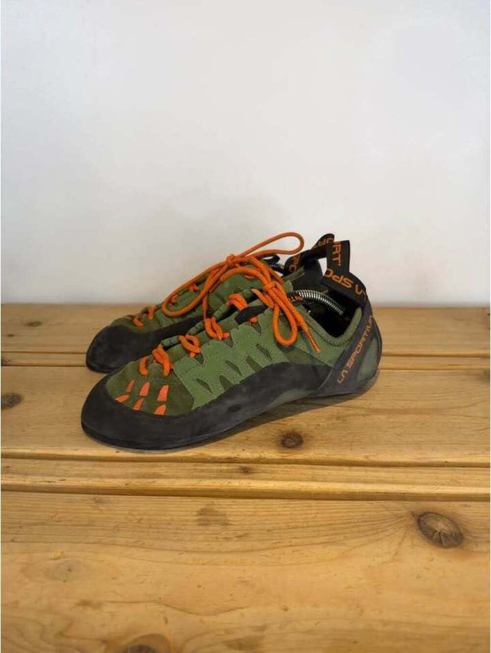 La Sportiva Tarantulace Climbing Shoes Men EU 42 USM 9 Olive Tiger